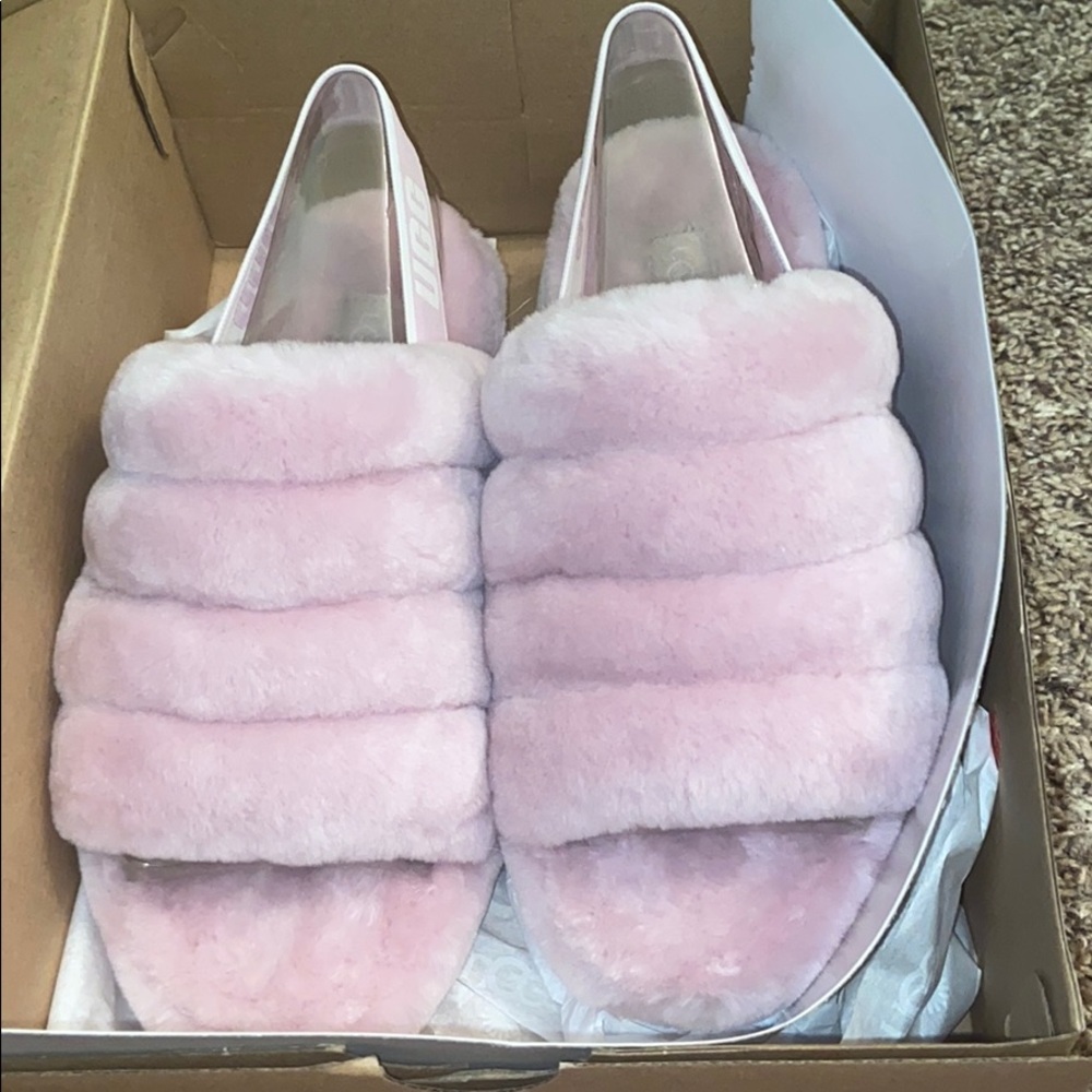 Brand new never worn fluff yea Ugg’s!